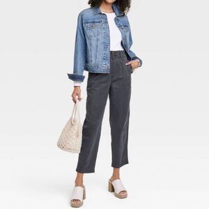 Universal Thread Black Wash Super High Rise Taper Ankle Jeans